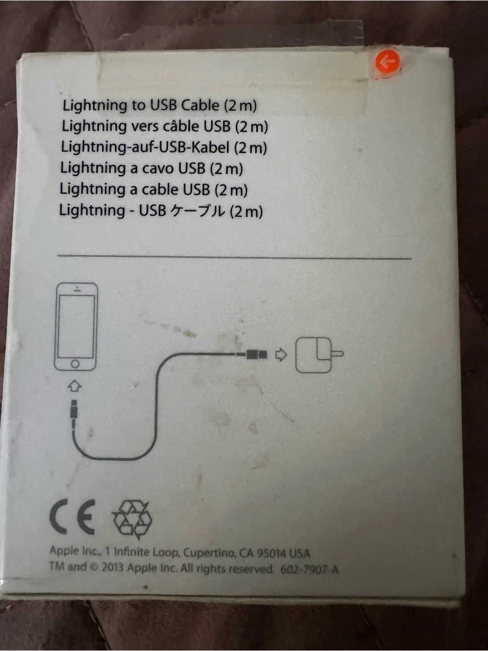 Apple Lightning to USB Cable (White) - Retail Box